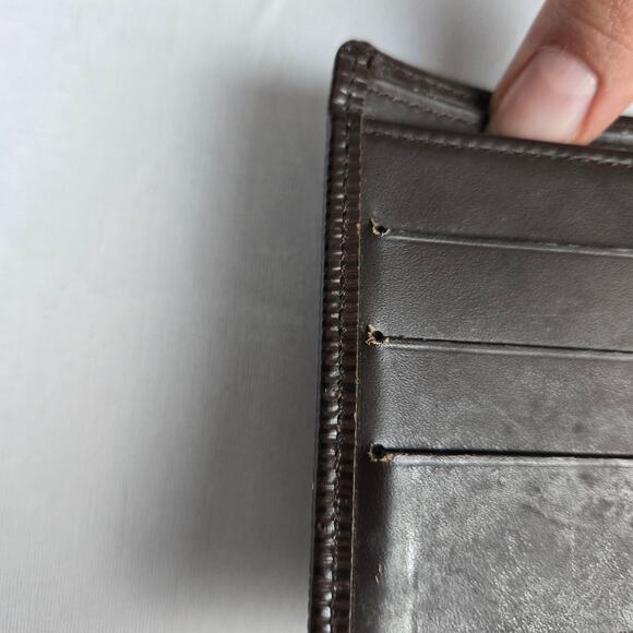 Louis Vuitton Brown Leather Epi Bifold Wallet - Picture 13 of 14